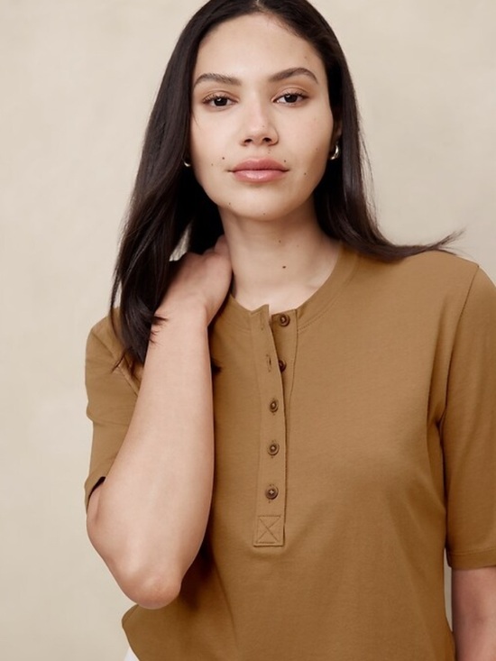 Banana Republic Tops - Banana Republic Women’s Tan Brown Henley Short Sleeve Shirt Size XL NWT